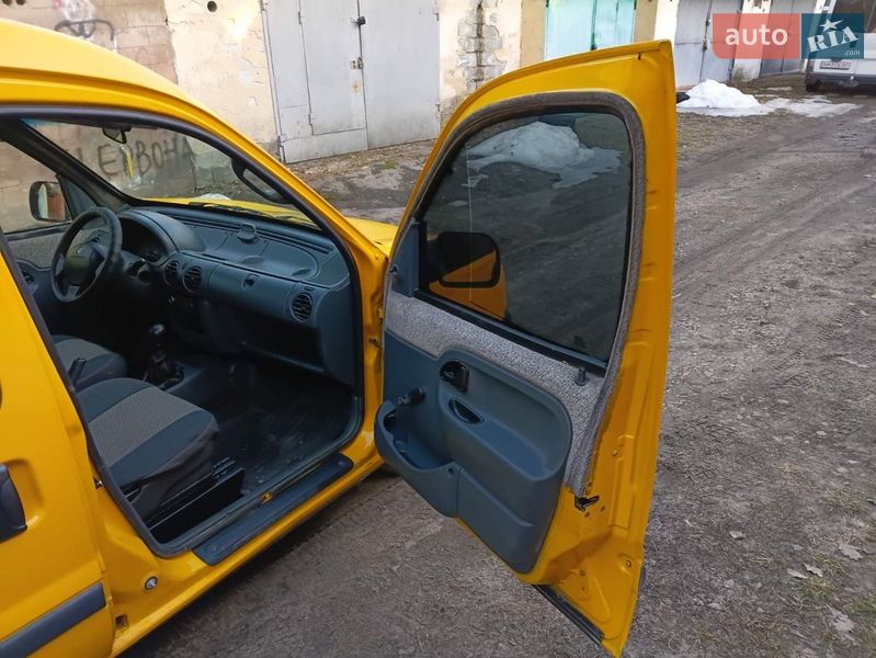 Минивэн Renault Kangoo 2000 в Озерном