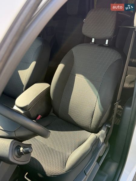 Мінівен Renault Kangoo 2014 в Києві