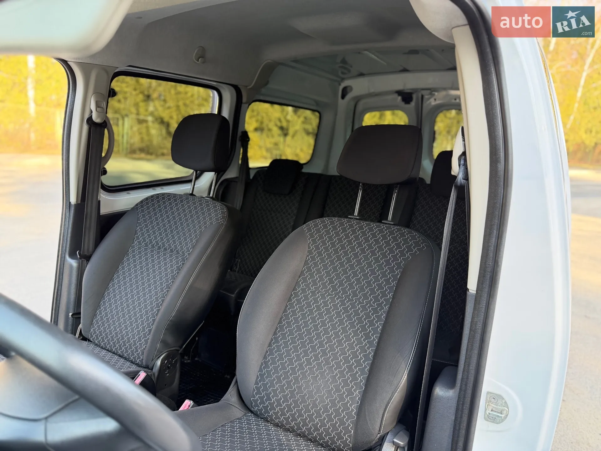 2015 Renault Kangoo - мініатюра 31