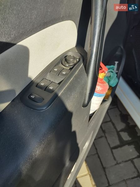 Минивэн Renault Kangoo 2011 в Львове