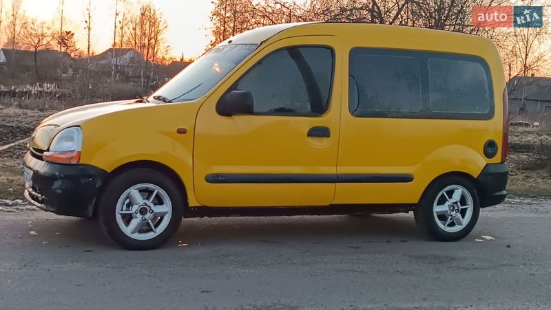 Минивэн Renault Kangoo 2000 в Сарнах