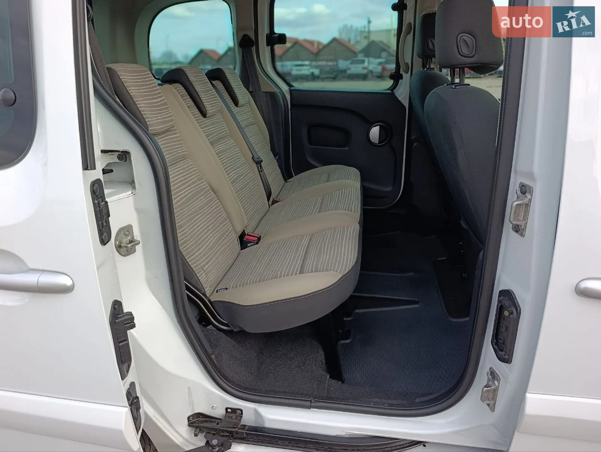 2012 Renault Kangoo - мініатюра 19