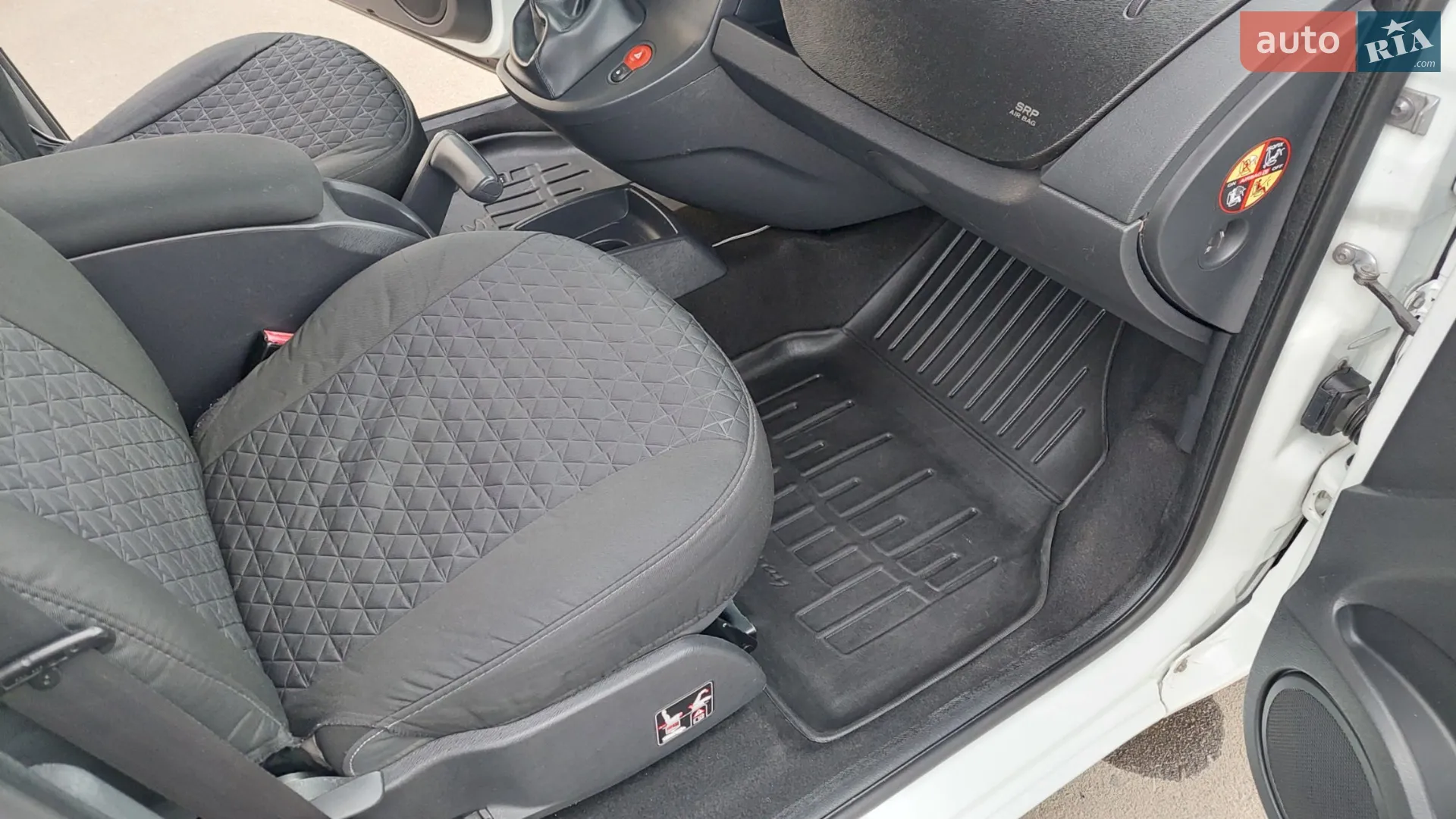 2011 Renault Kangoo - мініатюра 24