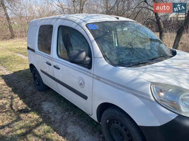 Грузопассажирский фургон Renault Kangoo 2013 в Ровно