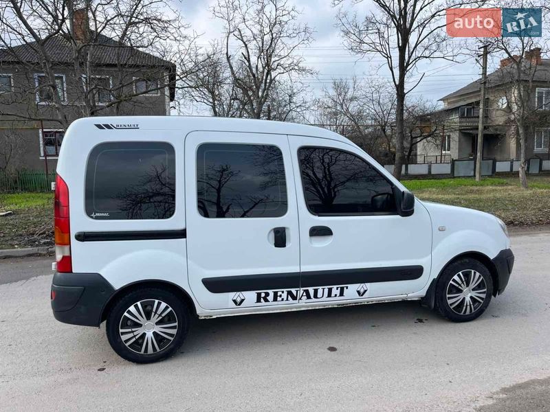 Мінівен Renault Kangoo 2008 в Хотині