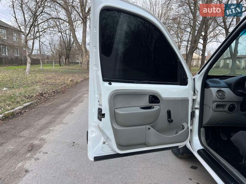 Мінівен Renault Kangoo 2008 в Хотині