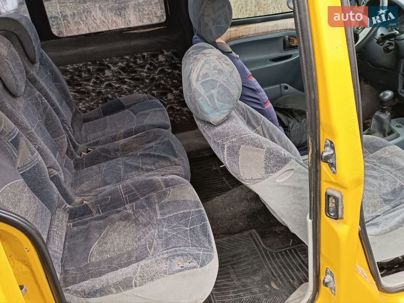 Минивэн Renault Kangoo 2000 в Сарнах