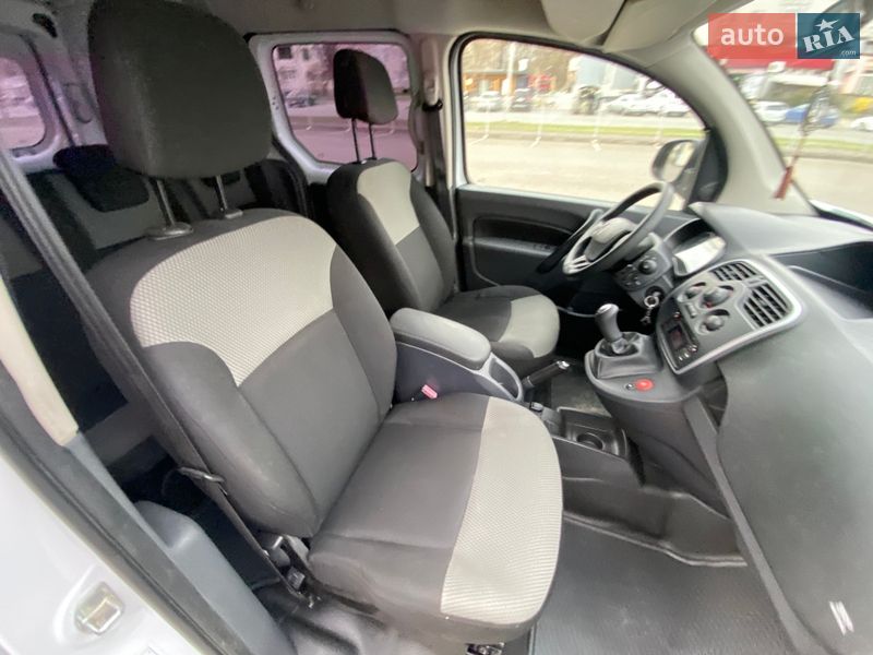 Вантажний фургон Renault Kangoo 2018 в Києві фото 20 Вантажний фургон Renault Kangoo 2018 в Києві