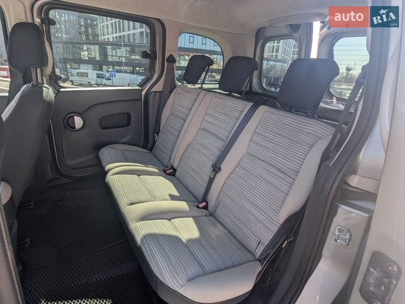 Минивэн Renault Kangoo 2011 в Львове