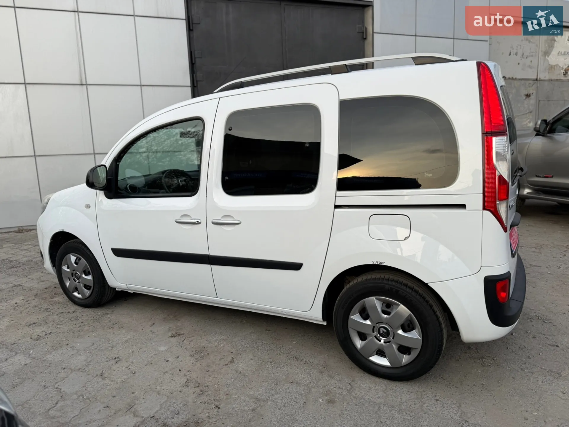 2015 Renault Kangoo - мініатюра 18