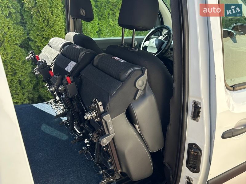 Вантажопасажирський фургон Renault Kangoo 2019 в Сумах