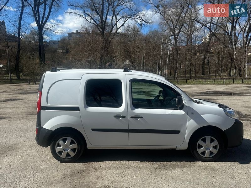 Вантажопасажирський фургон Renault Kangoo 2019 в Сумах