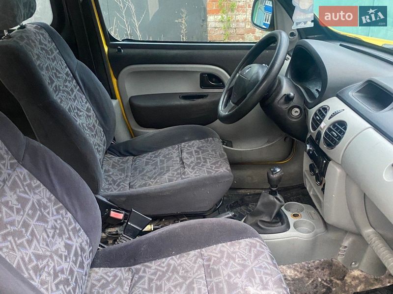 Мінівен Renault Kangoo 2003 в Полтаві фото 9 Мінівен Renault Kangoo 2003 в Полтаві