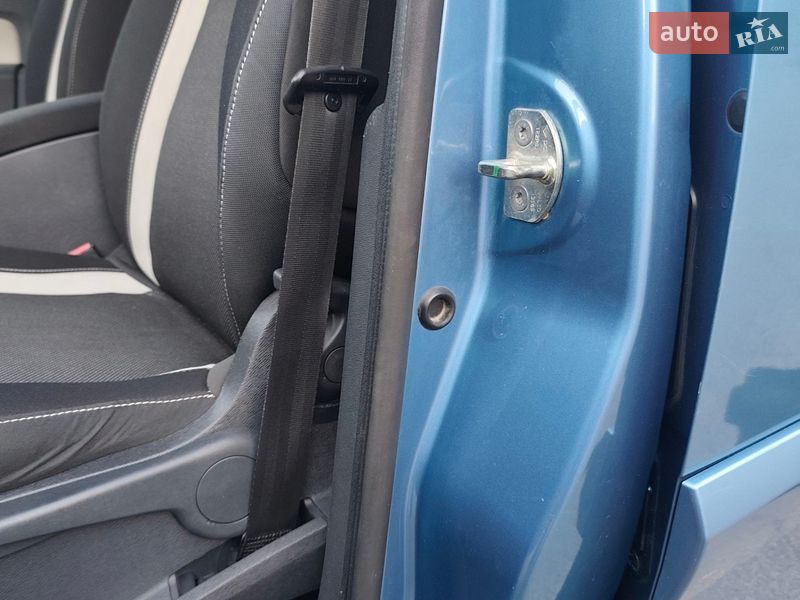 Мінівен Renault Kangoo 2013 в Києві