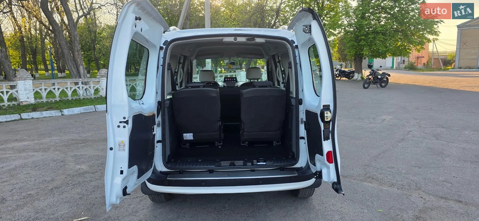 2015 Renault Kangoo - мініатюра 16