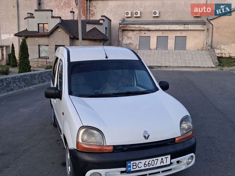 Минивэн Renault Kangoo 2000 в Великих Мостах