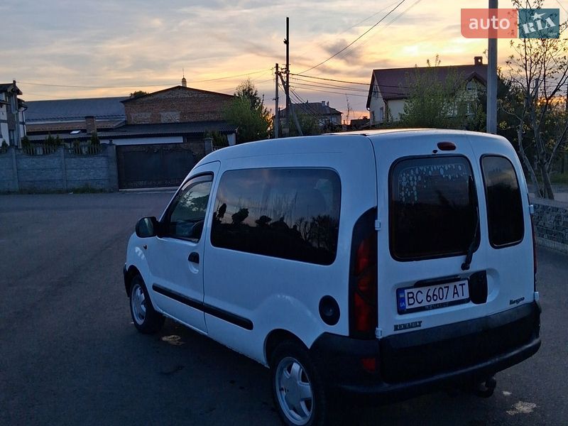 Минивэн Renault Kangoo 2000 в Великих Мостах