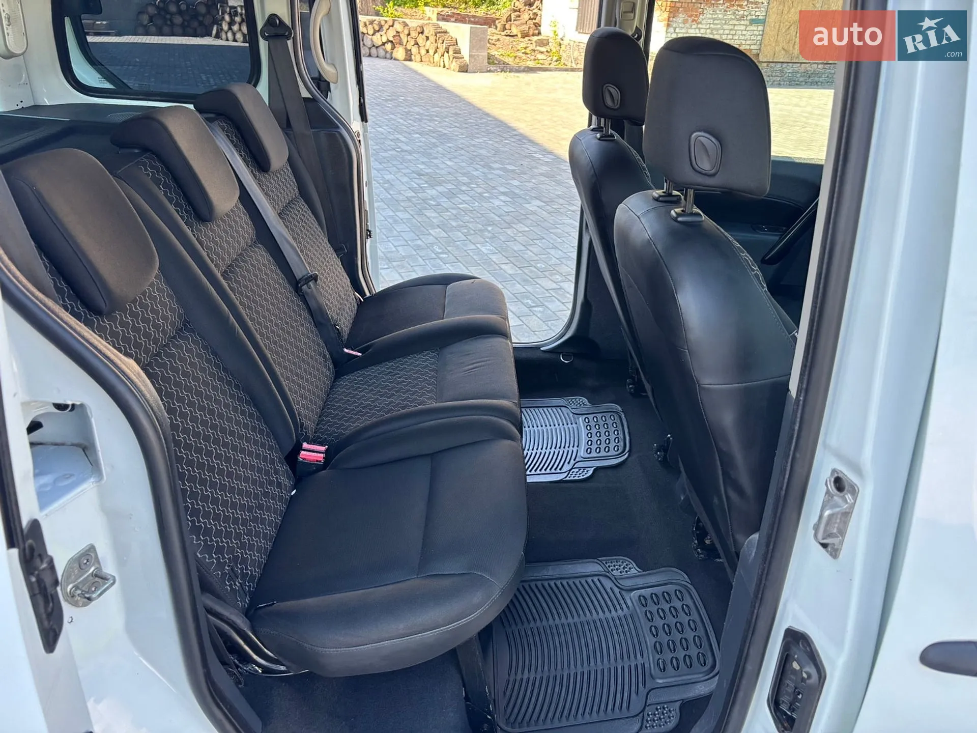 2012 Renault Kangoo - мініатюра 27