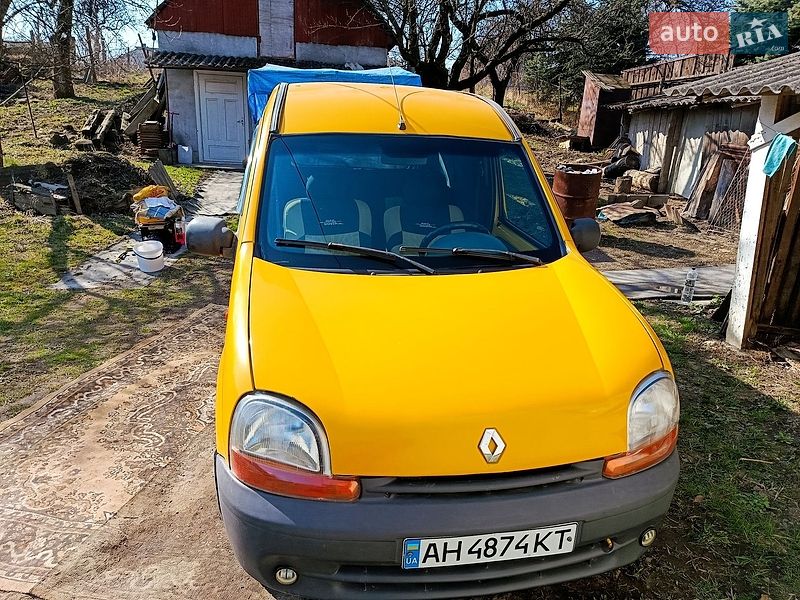 Минивэн Renault Kangoo 2000 в Каменице