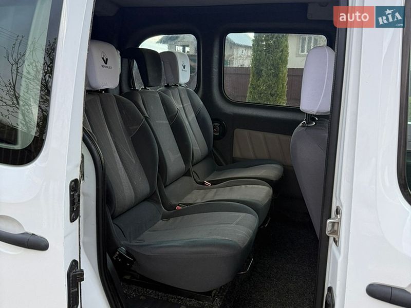 Минивэн Renault Kangoo 2009 в Косове