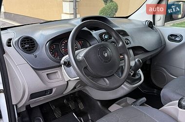 Минивэн Renault Kangoo 2009 в Косове