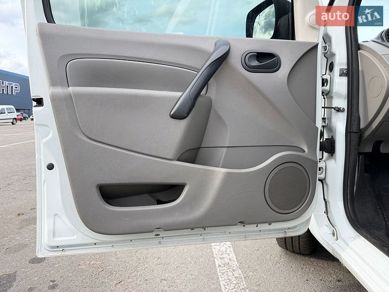 Грузовой фургон Renault Kangoo 2010 в Киеве