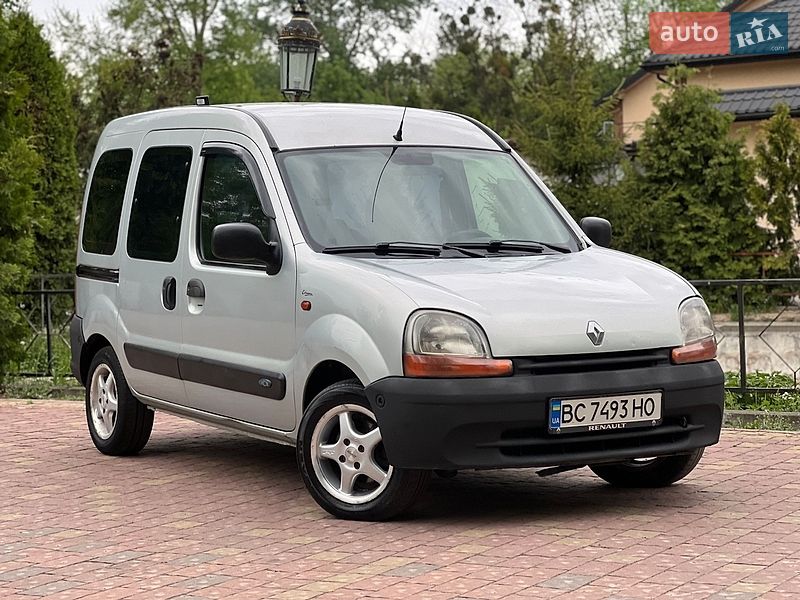 Минивэн Renault Kangoo 2002 в Жовкве