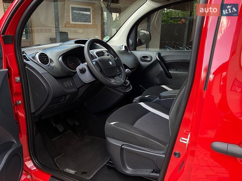 Минивэн Renault Kangoo 2014 в Дубно