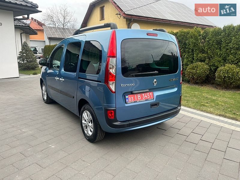 Мінівен Renault Kangoo 2015 в Стрию