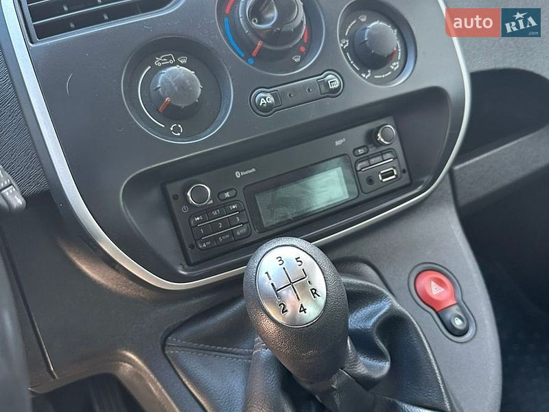 Минивэн Renault Kangoo 2015 в Днепре