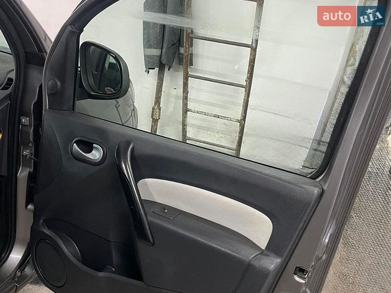 Минивэн Renault Kangoo 2015 в Днепре