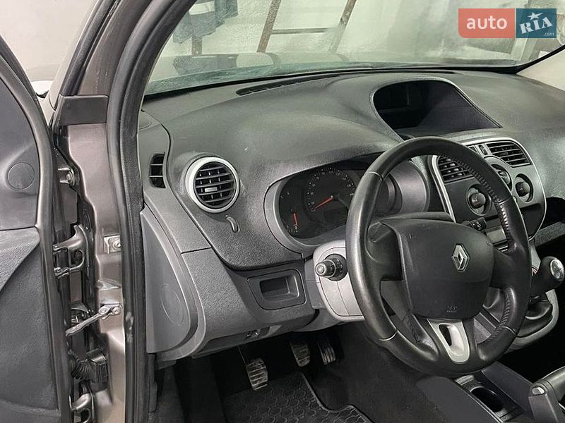 Минивэн Renault Kangoo 2015 в Днепре