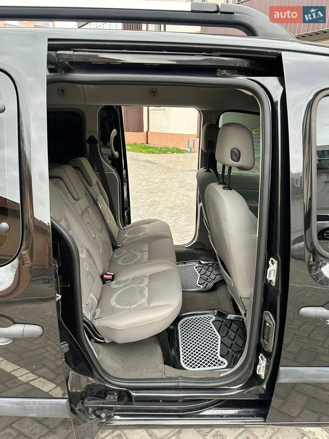 2010 Renault Kangoo - мініатюра 34