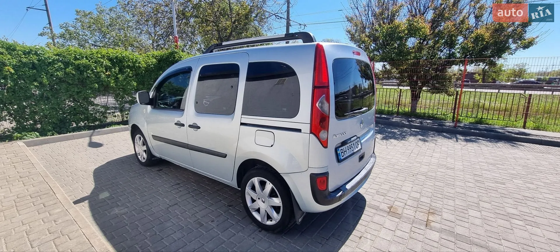 2010 Renault Kangoo - мініатюра 8