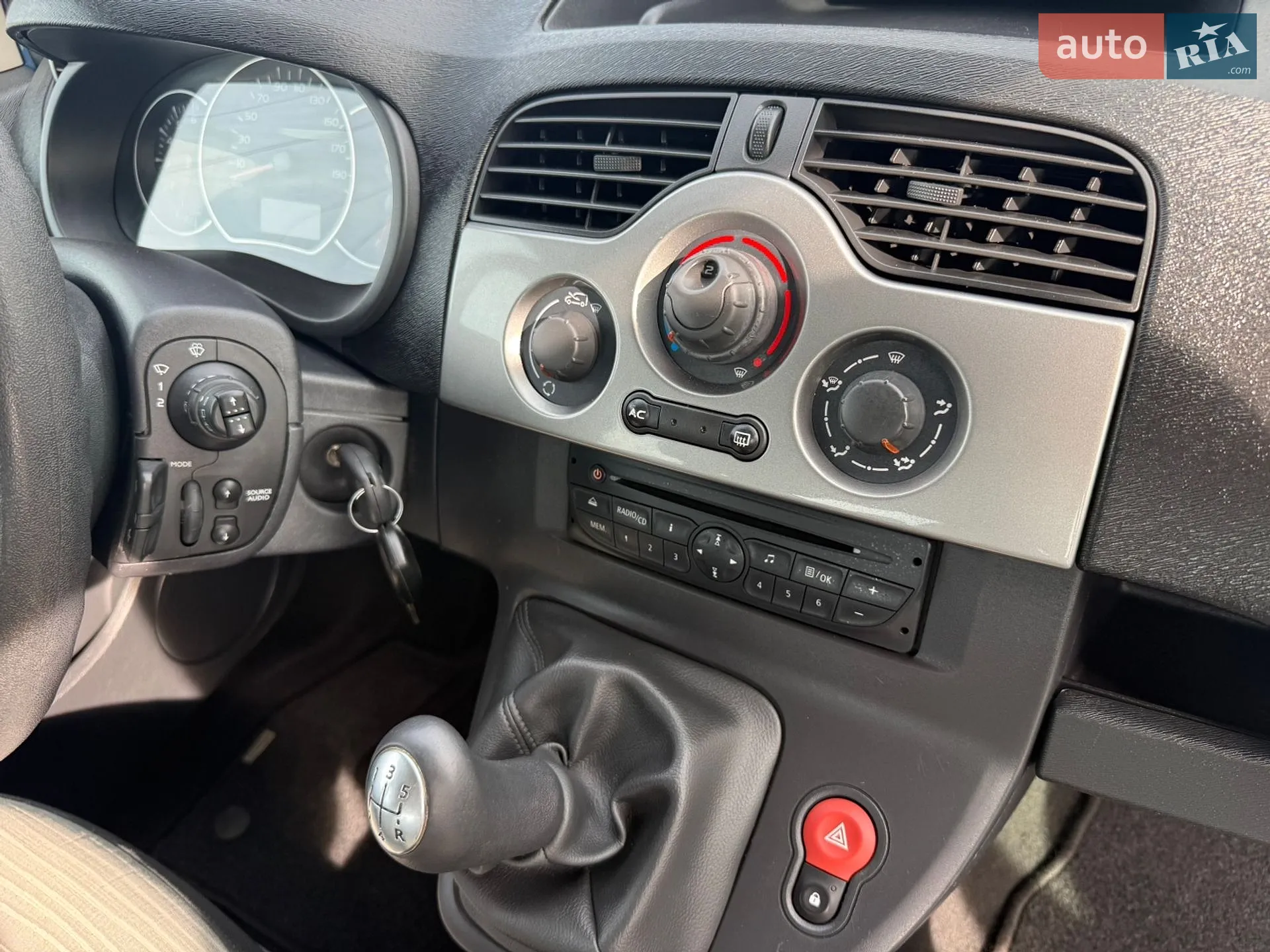 2012 Renault Kangoo - мініатюра 38