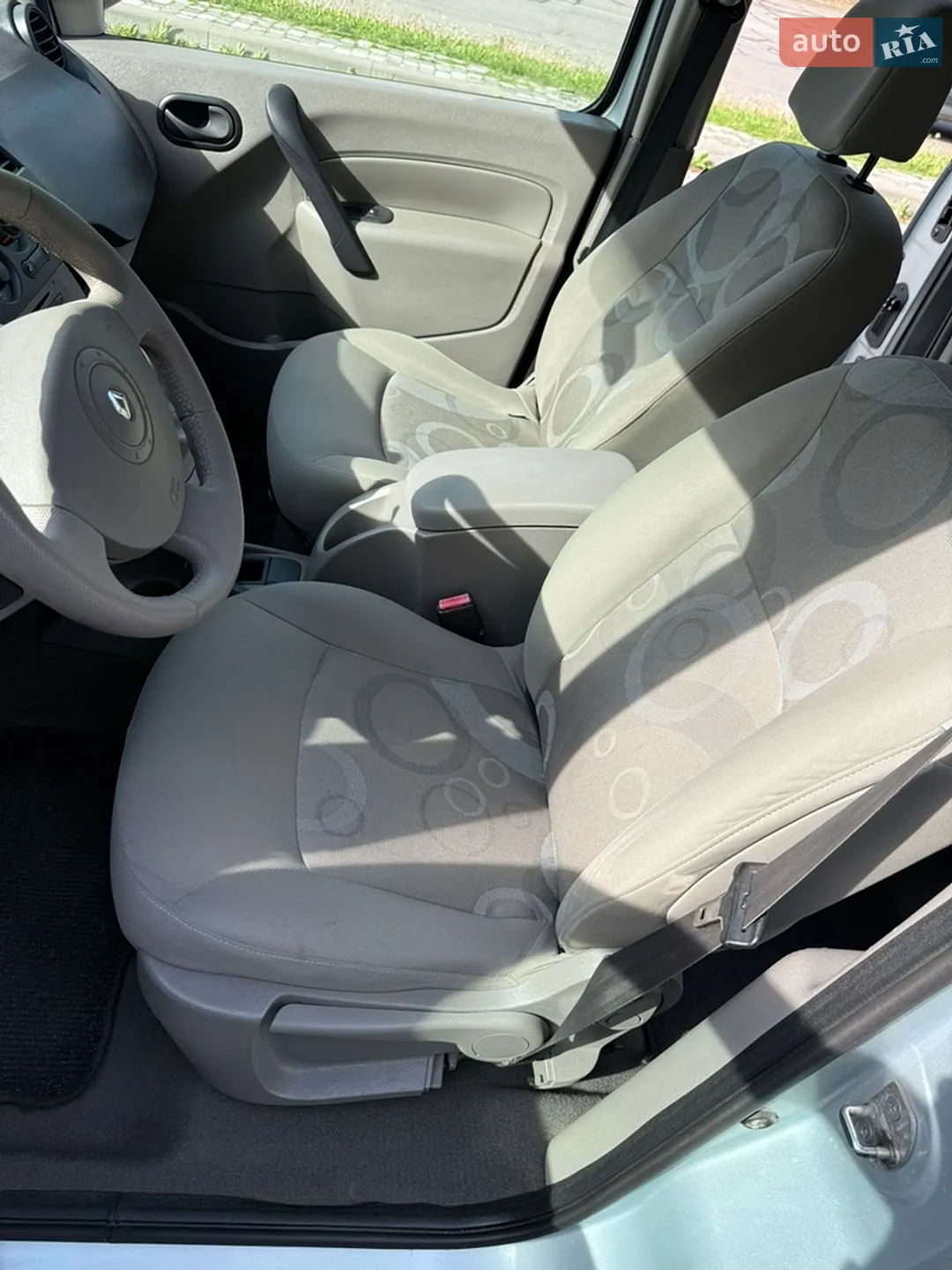 2011 Renault Kangoo - мініатюра 32