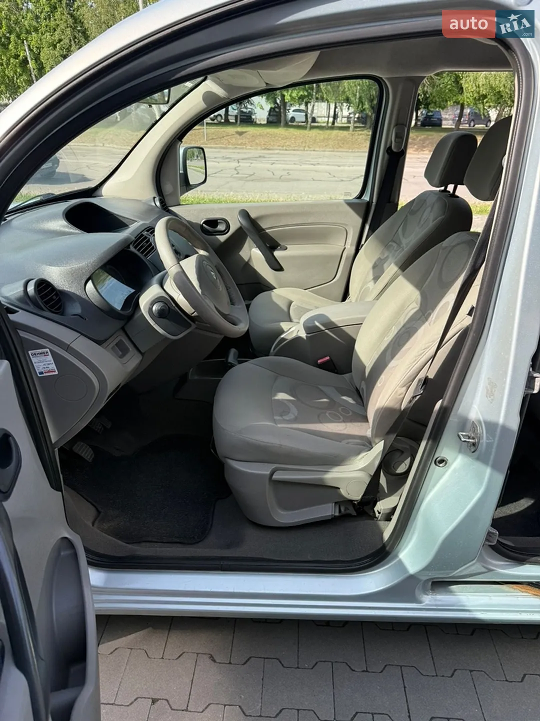 2011 Renault Kangoo - мініатюра 37