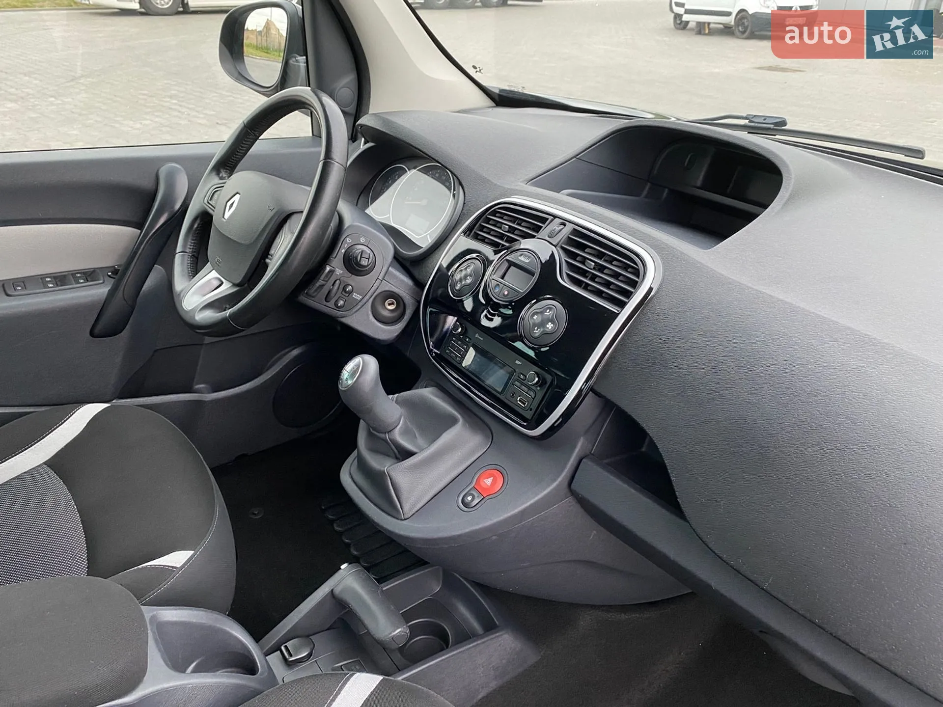 2015 Renault Kangoo - мініатюра 120