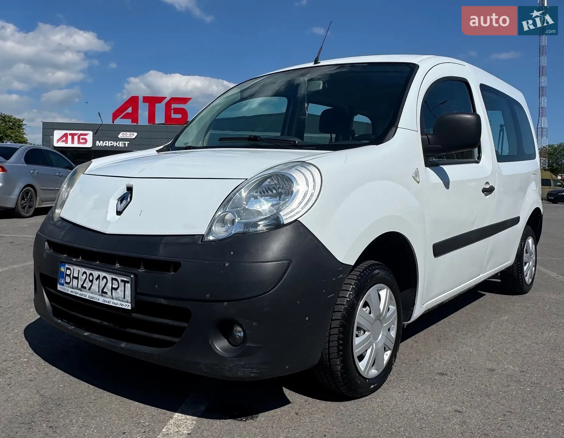 2010 Renault Kangoo - фото 1