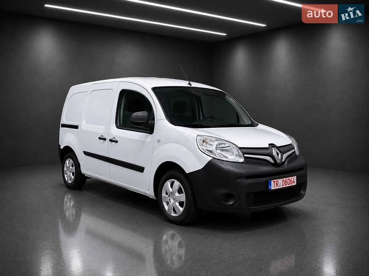 2019 Renault Trafic - мініатюра 38
