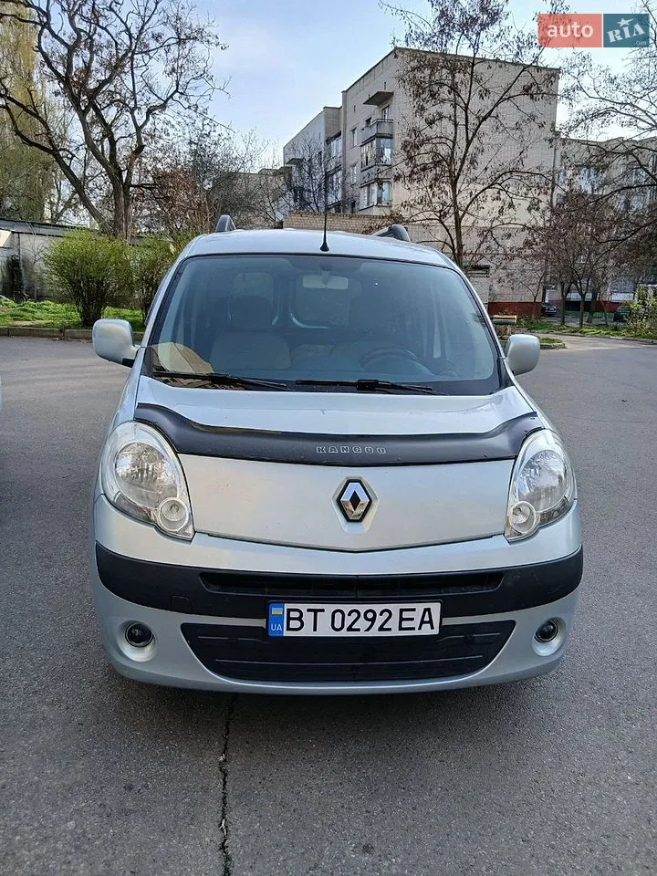 2010 Renault Kangoo - мініатюра 12