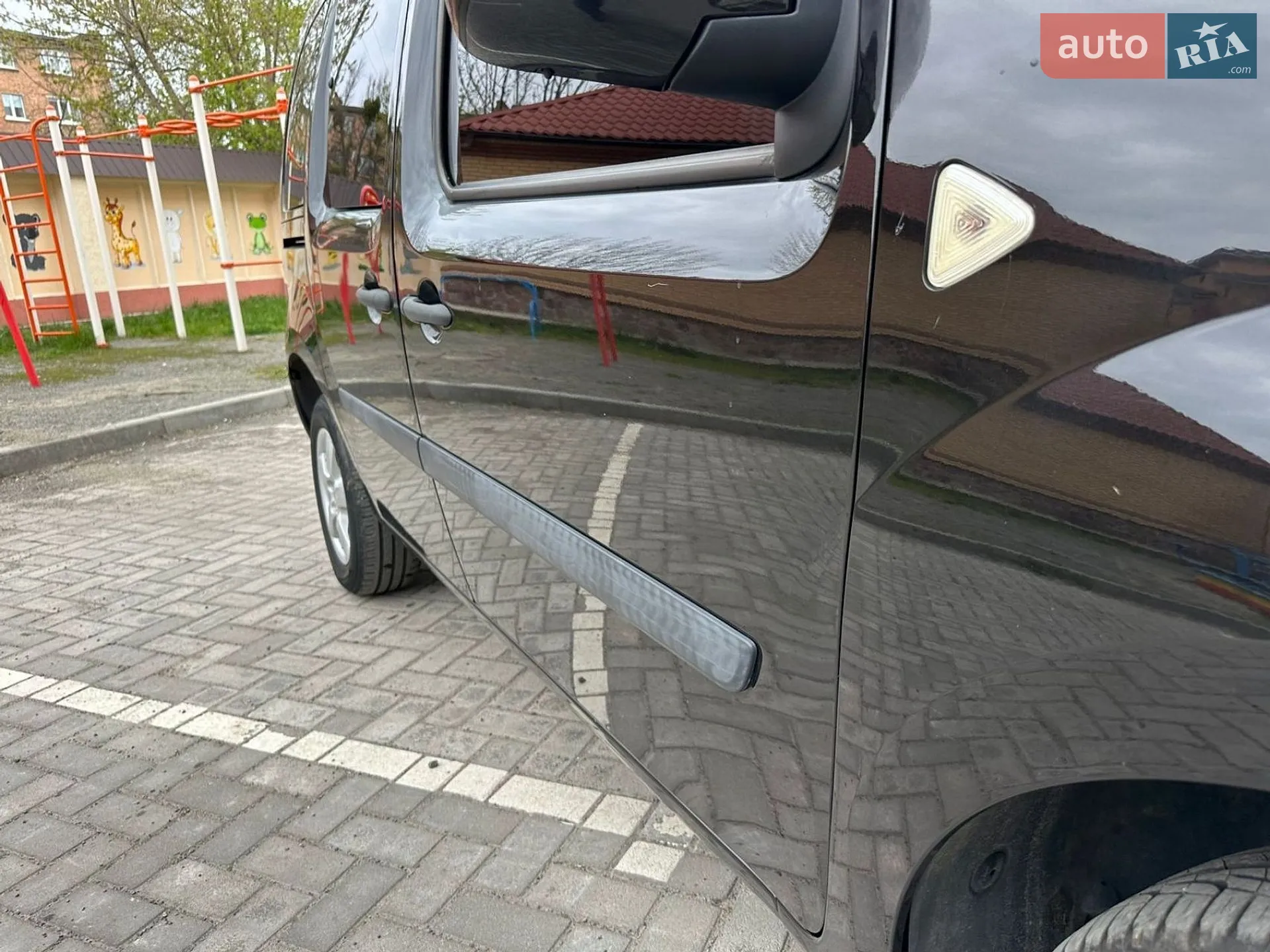 2010 Renault Kangoo - мініатюра 32