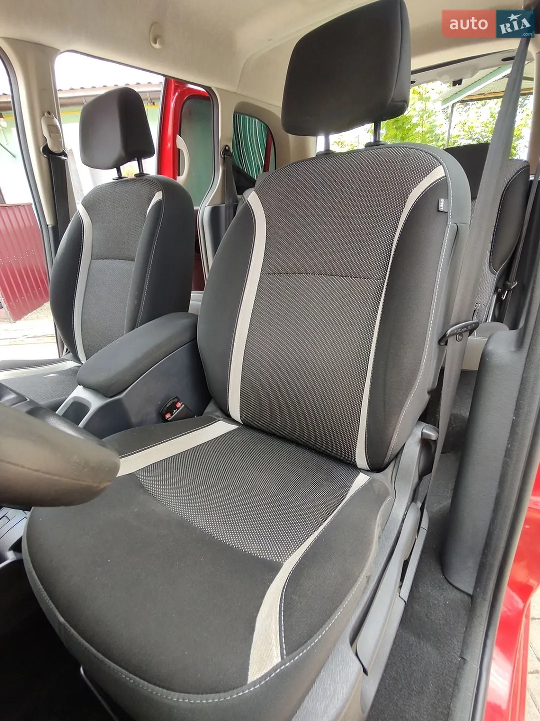 2015 Renault Kangoo - мініатюра 18