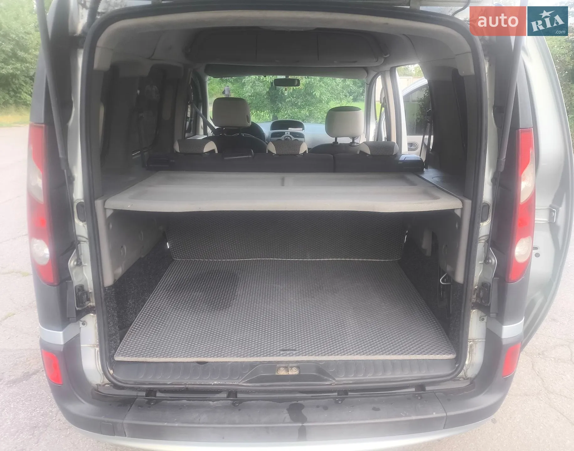 2010 Renault Kangoo - мініатюра 9