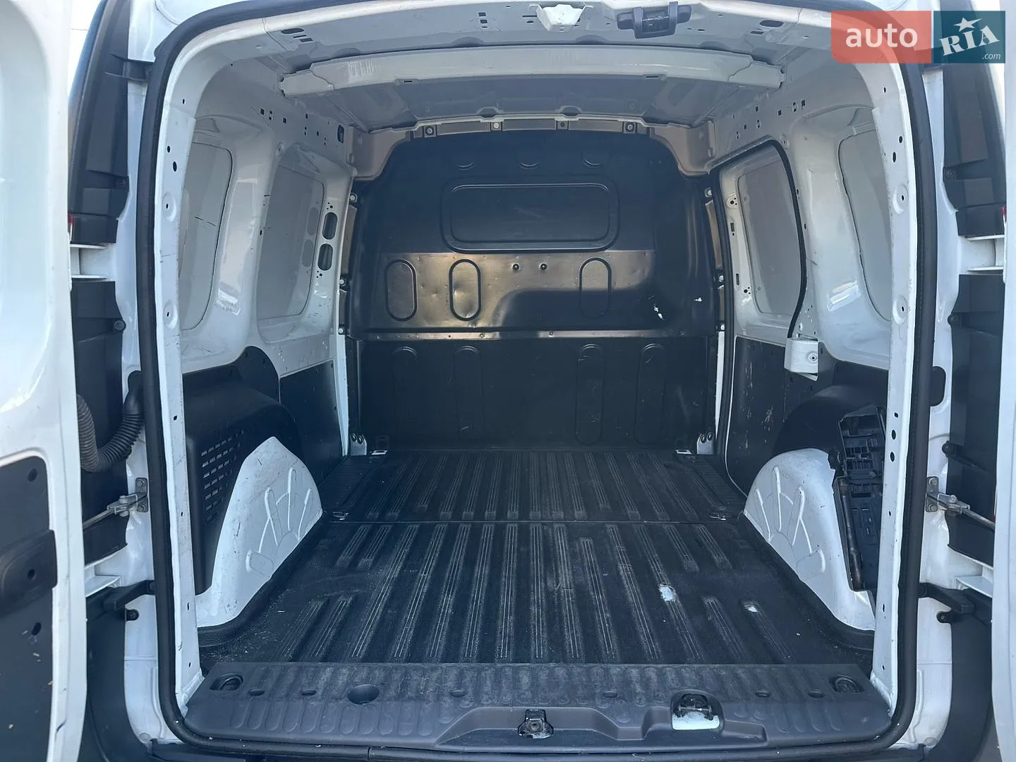 2016 Renault Kangoo - мініатюра 17