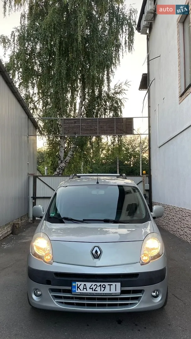 2011 Renault Kangoo - мініатюра 2