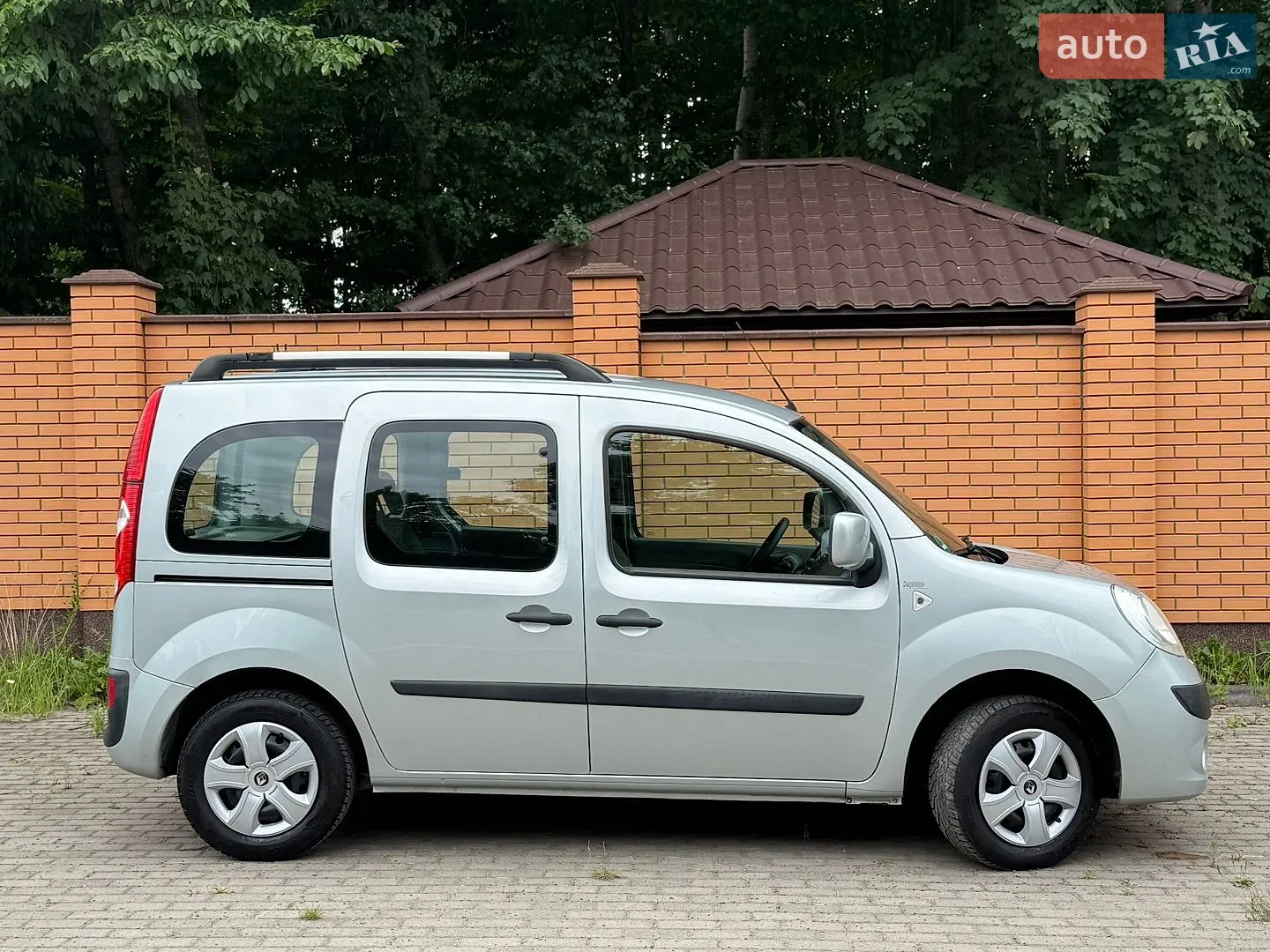 2010 Renault Kangoo - мініатюра 14