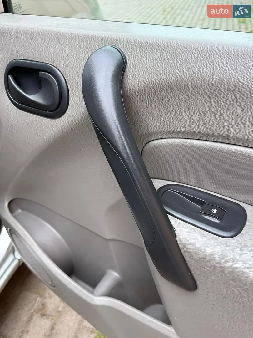 2010 Renault Kangoo - мініатюра 84