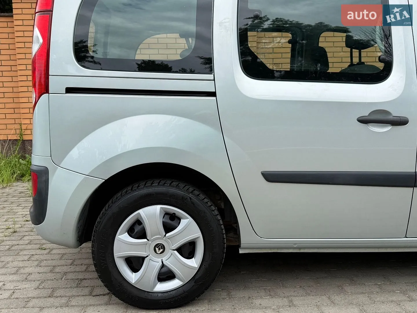 2010 Renault Kangoo - мініатюра 109