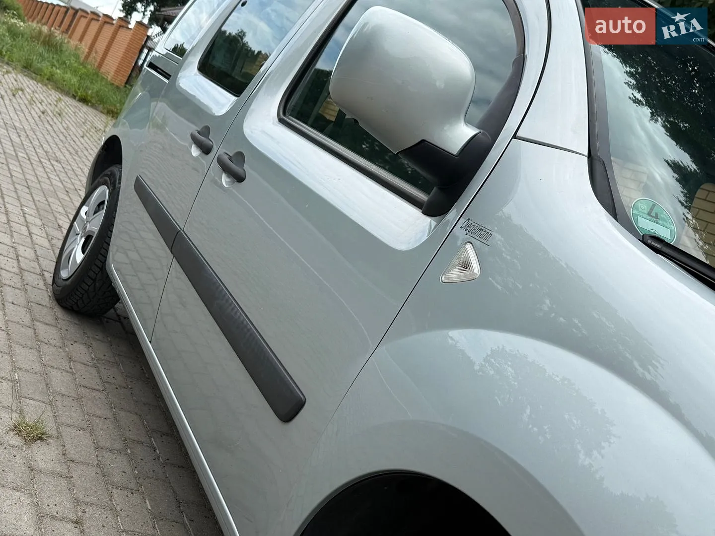 2010 Renault Kangoo - мініатюра 111